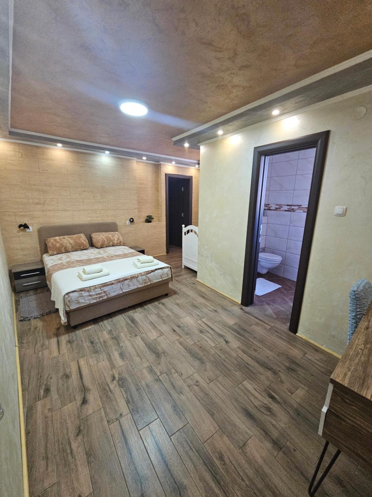 Prenociste Rooms Simke 苏博蒂察 外观 照片