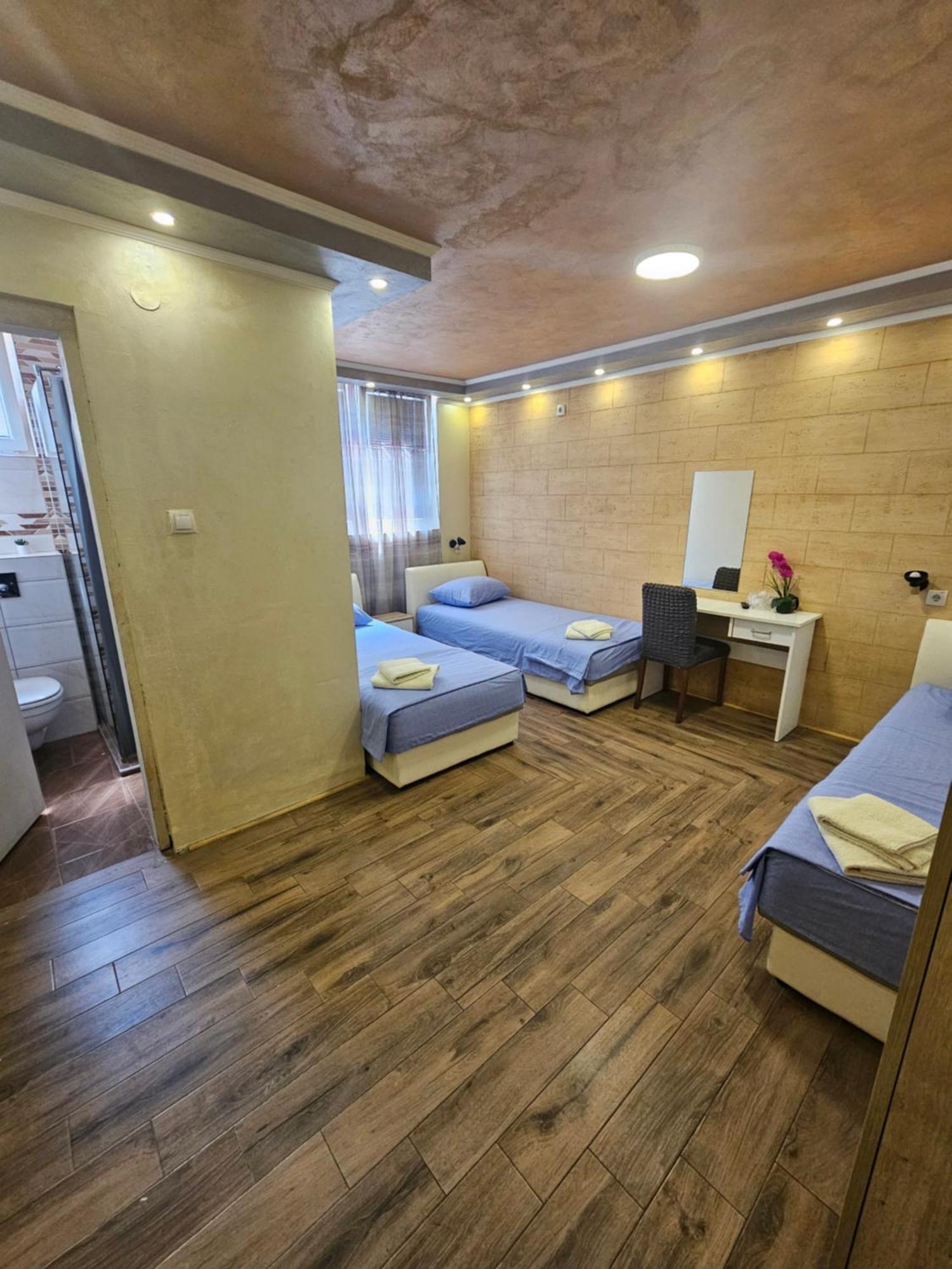 Prenociste Rooms Simke 苏博蒂察 外观 照片